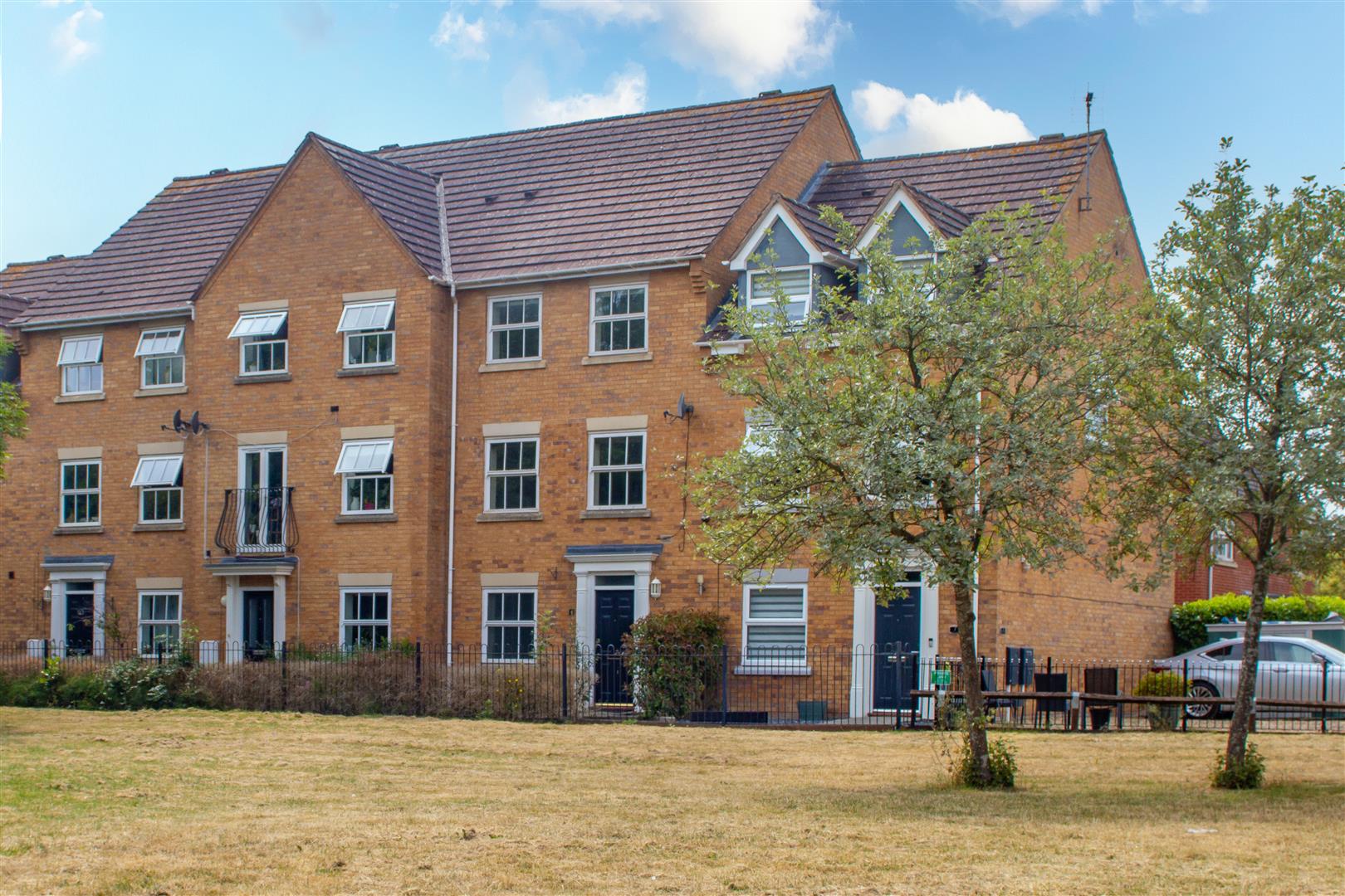 Fripp Gardens, Grange Farm, Milton Keynes